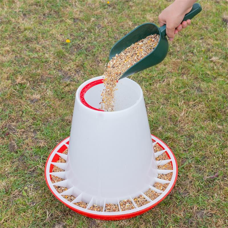 560010-17-poultry-feeder-with-lid-pp-red-white.jpg