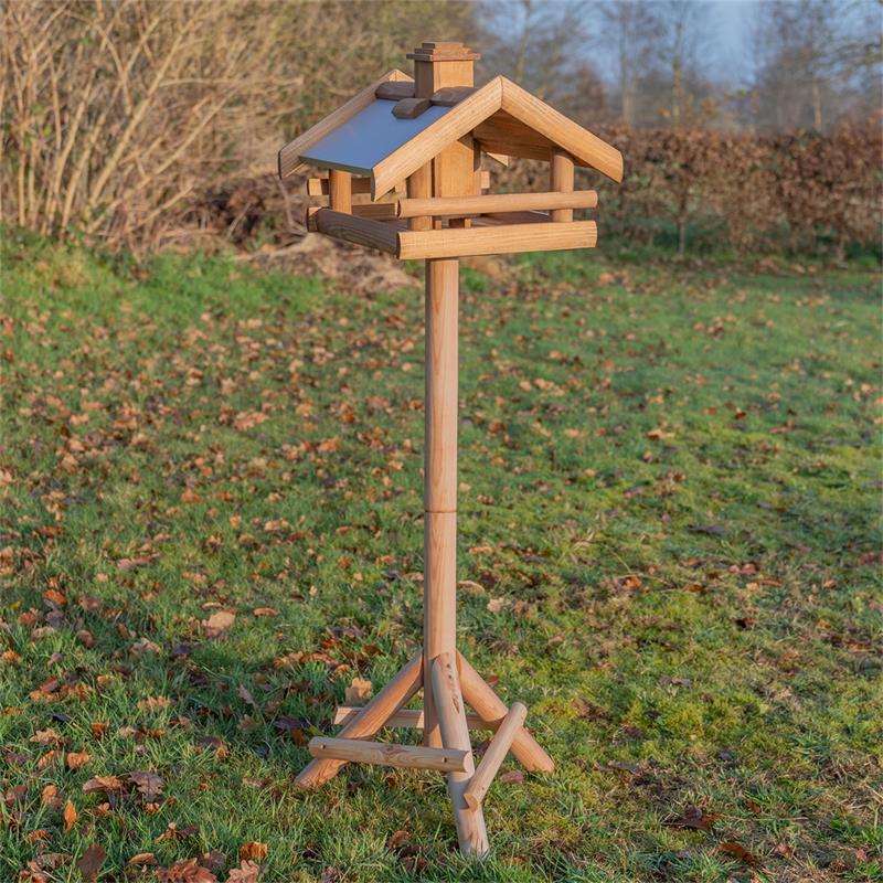930326-2-voss-garden-grota-wooden-bird-house-with-stand.jpg